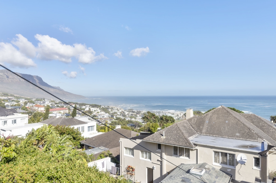 To Let 2 Bedroom Property for Rent in Camps Bay Western Cape